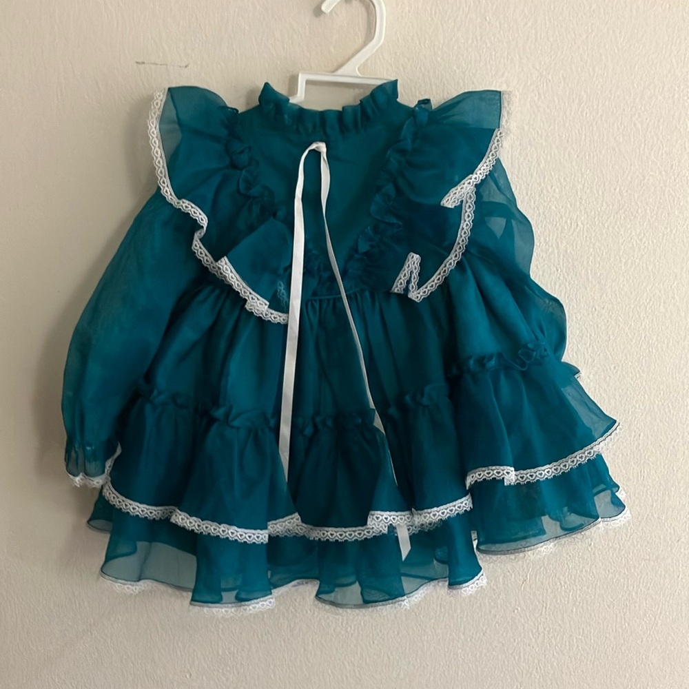 T3- toddlers vintage Martha’s miniature dress